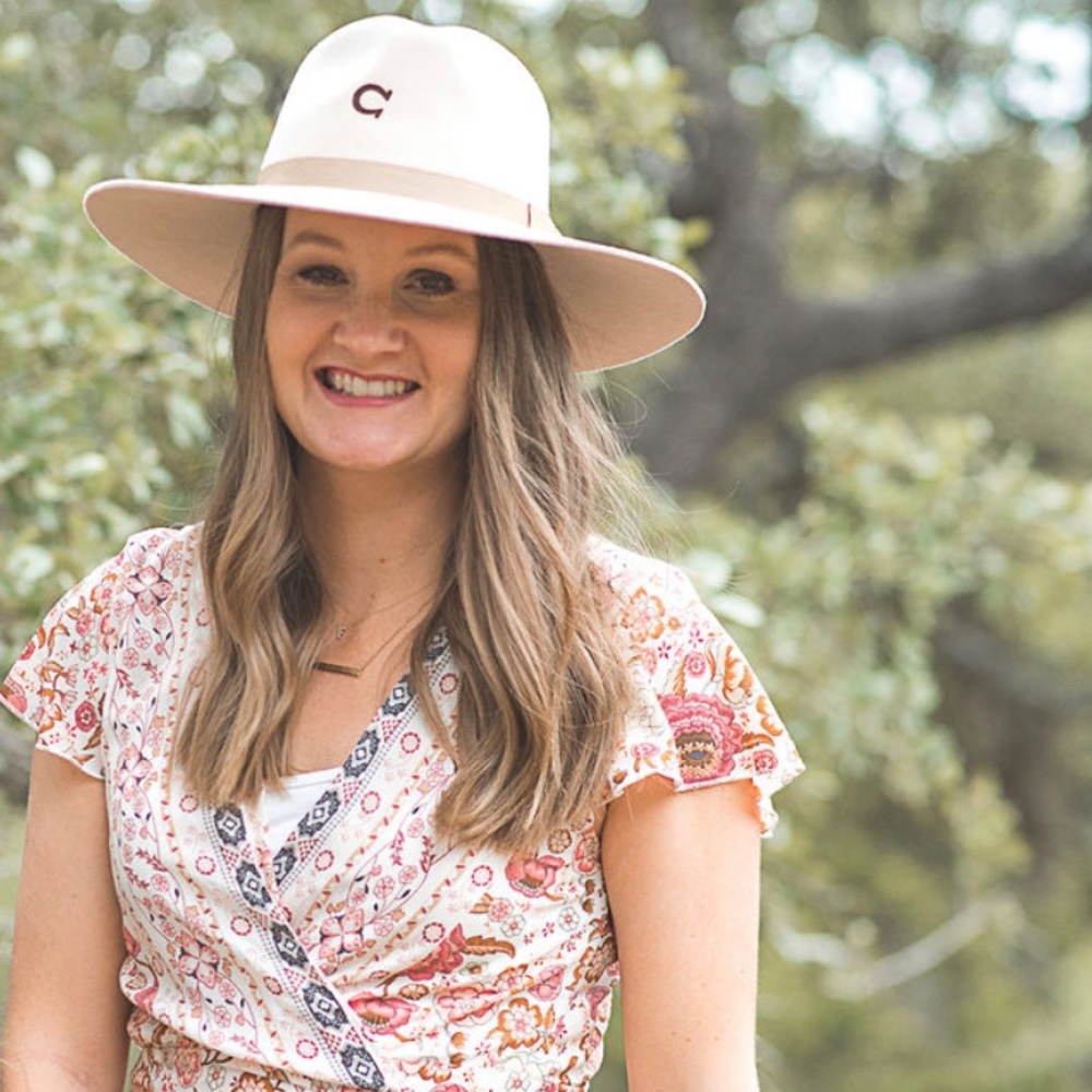 Meet your Posher, Logan